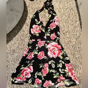 Express halter romper